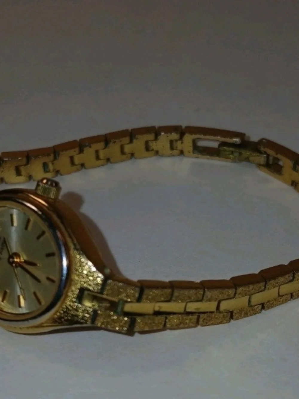 Vintage Gold-tone Caravelle by Bulova Women’s Watch Working New Battery 5.5
